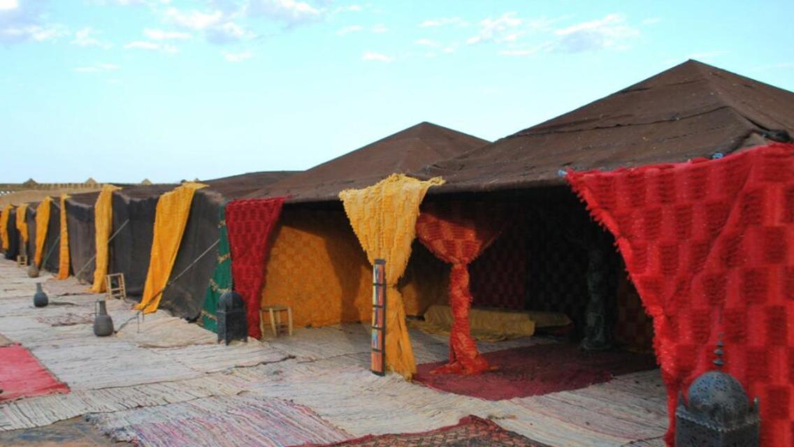 Palmeras Y Dunas Luxery Camp Merzuga Kültér fotó
